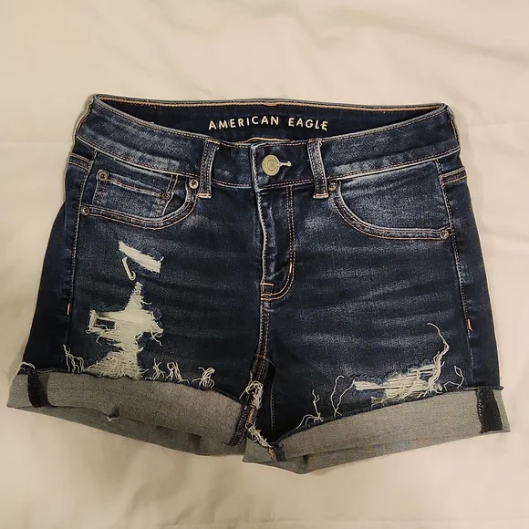 American Eagle Distressed Shorts - Picture 2 of 4
